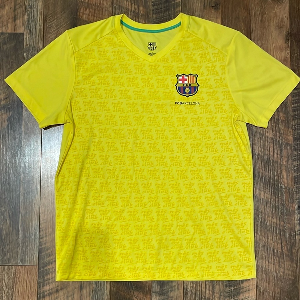 FC Barcelona Shirt - Men’s Large